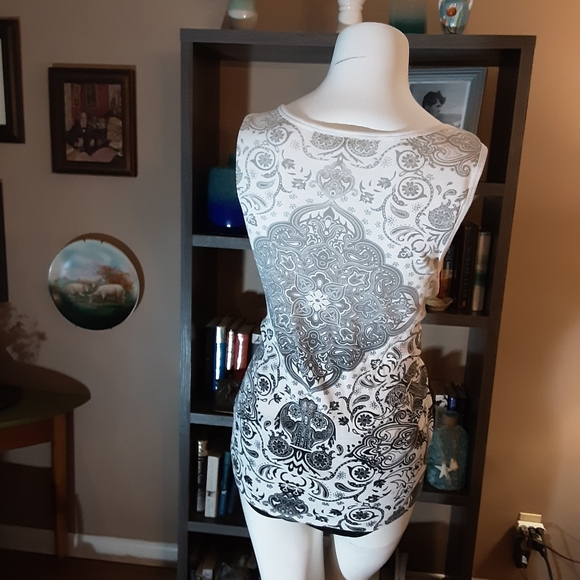 Sequin tank - Picture 5 of 11